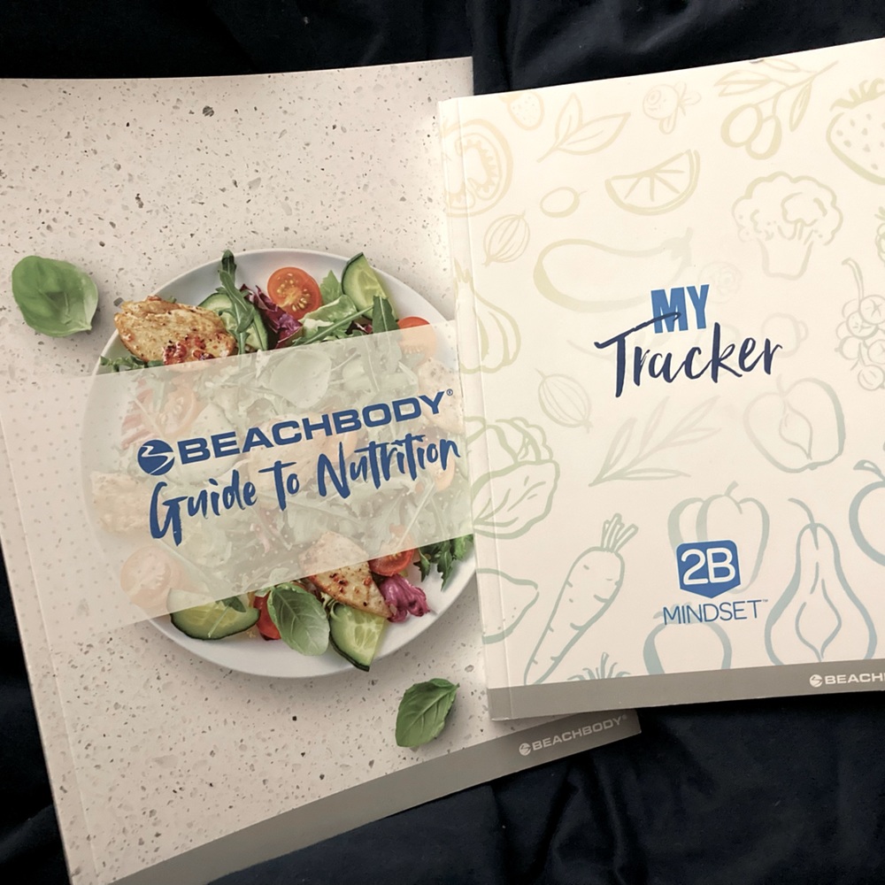 Beachbody Guide to Nutrition & 2B mindset tracker